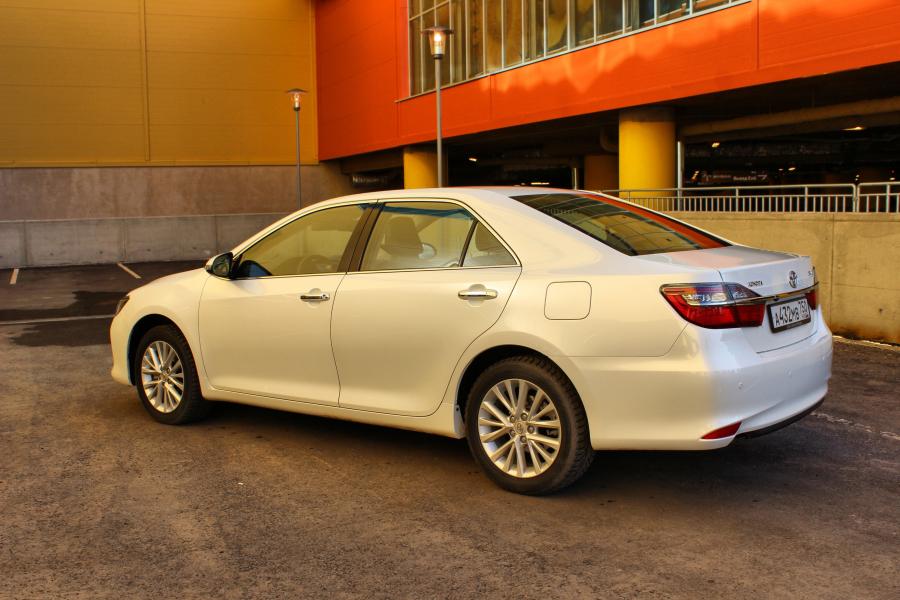  Toyota Camry 2014 года  (CIS) (фото 41 из 41)